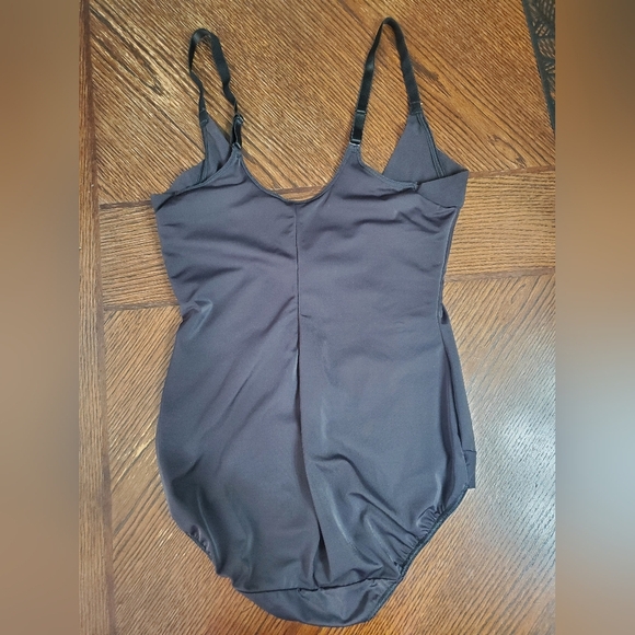 Maidenform Classic Black Apparel - Picture 2 of 5